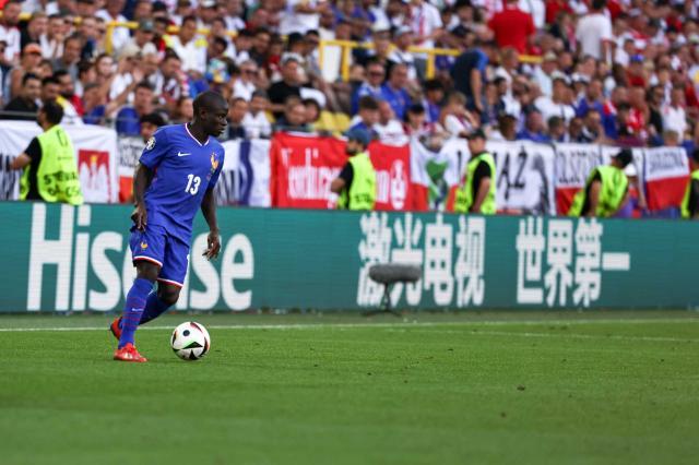 B体育登录-【欧洲杯】莱万点射摧毁姆总首球，D2法国落死亡半区