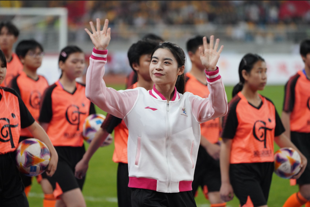 BSPORTS-报!前方17路人马集结!现场万人沸腾